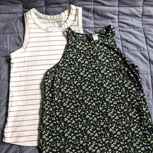 Two Old Navy tops, size M